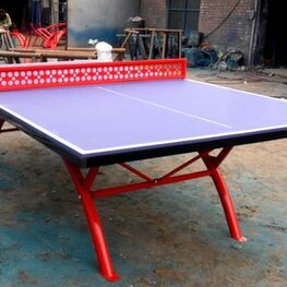 移動(dòng)式室外乒乓球臺(tái)